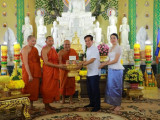ស្រេង  ៖ កម្ពុជា មានសំណាងដោយសារមានសម្តេចតេជោ ជាស្ថាបនិកសន្តិភាព ដែលរំដោះជីវិតពីរបបប្រល័យពូជសាសន៍ ប៉ុល ពត ទើបផ្តល់ឱកាសក្នុងការធ្វើបុណ្យទាន