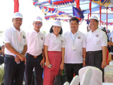 រដ្ឋបាលក្រុងបាវិតសូមថ្លៃអំណរគុណយ៉ាងជ្រាលជ្រៅបំផុត ចំពោះឯកឧត្តម លោកជំទាវ អ្នកឧកញ៉ា លោកឧកញ៉ាលោក លោកស្រី នាងកញ្ញា ដែលបានជួយឧបត្ថម្ភជាថវិកា និងសម្ភារ ដល់ទូកឈ្មោះ បាវិតសែនជ័យបារមីយាយដូន ដែលជាទូករបស់សាលាក្រុងបាវិត