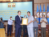 ប្រកាសសម្រួលភារកិច្ច និងតែងតាំងមន្ត្រីគណបក្សរាជធានីភ្នំពេញ និងខណ្ឌ នៅមន្ទីរគណបក្សរាជធានីភ្នំពេញ