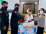 ក្រុមការងារ អាវុធហត្ថខណ្ឌព្រែកព្នៅ ចុះសួរសុខទុក្ខសមាជិកជួបគ្រោះថ្នាក់ចរាចរណ៍កំពុងសម្រាកព្យាបាលនៅមន្ទីរពេទ្យព្រះកេតុមាលា