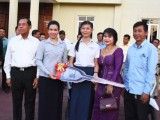 ឯកឧត្តម អ៊ី ឈាន និងលោកជំទាវ បាន ស្រីមុំ អភិបាលខេត្តប៉ៃលិន អញ្ជើញប្រគល់ម៉ូតូ២គ្រឿង ជូនសិស្សនិទ្ទេស A និងថវិកាលើកទឹកចិត្តដល់សិស្សនិទ្ទេសB តាមការសន្យា