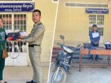 លោកវរសេនីយ៍ឯក ឈឿង គឹមសុងដឹកនាំកម្លាំង ក្រុមអន្តរាគមន៍បង្ការ-បង្ក្រាប ចុះប្រតិបត្តិការបង្ក្រាបករណីលួចនិង នាំខ្លួនជនសង្ស័យម្នាក់អាយុ ៣៧ ឆ្នាំ