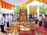 លោកជំទាវកិត្តិសង្គហបណ្ឌិត ម៉ែន សំអន សែនក្រុងពាលី និងអភិសេករូបសំណាក បារមីលោកតា លោកយាយ ព្រះពោធិព្រឹក ថែរក្សាខេត្តស្វាយរៀង