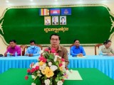 លោករស់ ផារិទ្ធ ណែនាំឲ្យអាជ្ញាធរស្រុករំដួលត្រូវបង្ក្រាបល្បែងស៊ីសងគ្រប់ប្រភេទឲ្យបានដូចភ្លៀងរលឹម