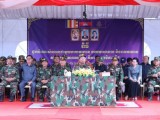 លោកជំទាវ បាន ស្រីមុំ អភិបាលខេត្តប៉ៃលិន បានអញ្ជើញចូលរួមសំណេះសំណាលជាមួយកងកម្លាំងទាំង៣ប្រភេទនិងចុះពិនិត្យការដ្ឋានសាងសង់ ស្តូបអនុស្សារីយ៍នយោបាយឈ្នះឈ្នះ នៅខេត្តប៉ៃលិន
