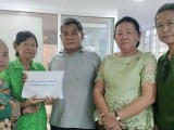 យុទ្ធមិត្តជំនាន់បម្រើកងទ័ពឆ្នាំ១៩៧៨ ម្នាក់ទៀត មានជំងឺសម្រាកព្យាបាលនៅគេហដ្ឋាន បានទទួលថវិកាចំនួន ៥លានរៀល ពីមូលនិធិតេជោ១២៥