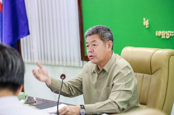 ឯកឧត្តម គួច ចំរើន អភិបាល នៃគណៈអភិបាលខេត្ត និងជាប្រធានគណៈបញ្ជាការឯកភាព ខេត្តព្រះសីហនុ ដឹកនាំកិច្ចប្រជុំគណៈបញ្ជាការឯកភាពខេត្ត បង្កើតក្រុមការងារប្រតិបត្តិការការងារប្រយុទ្ធប្រឆាំងគ្រប់ទម្រង់ នៃអំពើជួញដូរមនុស្ស ជួញដូរពលកម្ម និងអាជីវកម្មផ្លូវភេទ