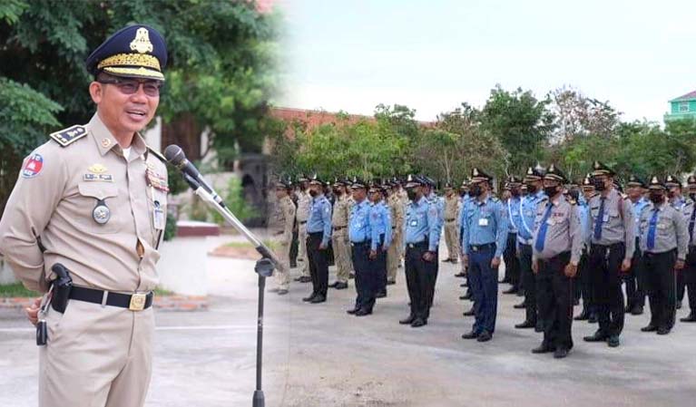 លោកឧត្តមសេនីយ៍ទោ សិទ្ធិ ឡោះ ដឹកនាំកងកម្លាំងនគរបាលខេត្តគោរពទង់ជាតិ ព្រឹកថ្ងៃចន្ទ!!!