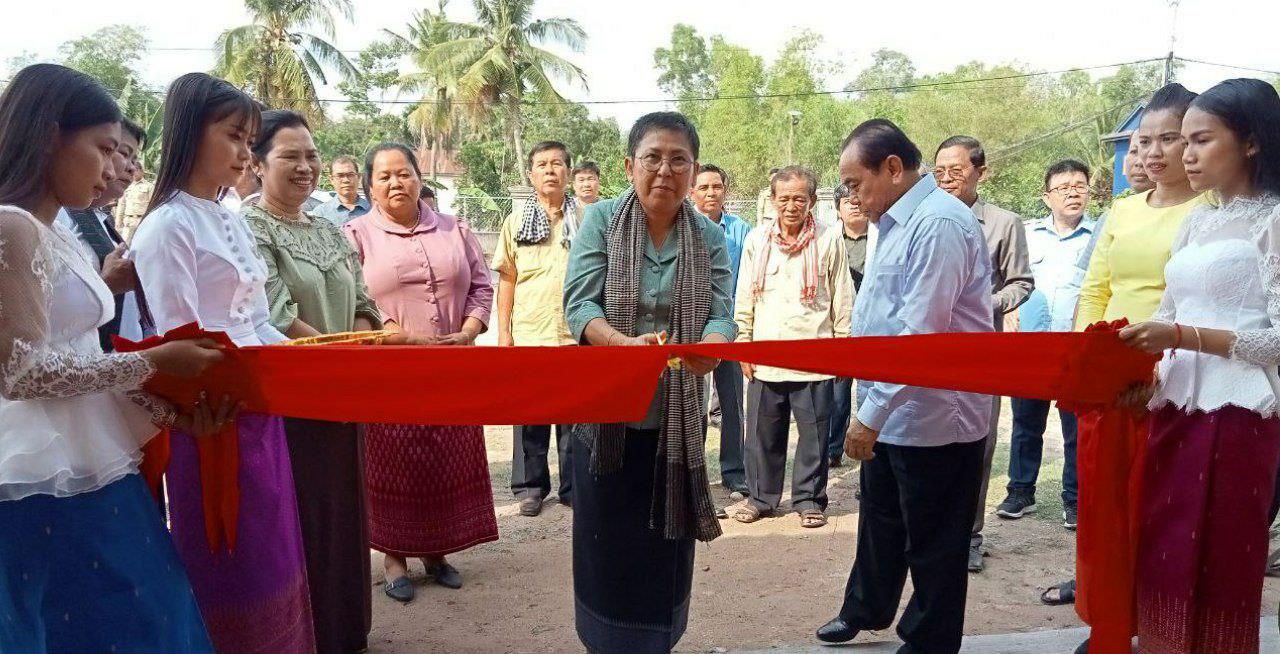 រដ្ឋមន្ត្រី​វប្បធម៌​៖ ការងារ​អប់រំ គឺជា​គោលនយោបាយ​អាទិភាព​របស់​រាជរដ្ឋាភិបាល ហើយ​ត្រូវបាន​យកចិត្តទុកដាក់​កសាង​មូលដ្ឋាន​សិក្សា​នៅ​គ្រប់​ភូមិ​សិក្សា