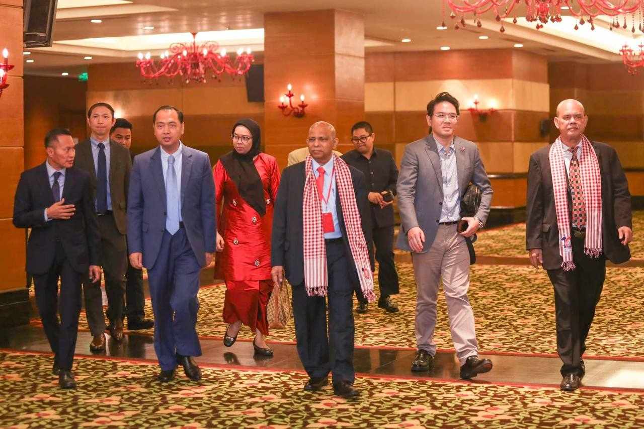 ឯកឧត្តម នេត្រ ភក្ត្រា រដ្ឋមន្ត្រីក្រសួង​ព័ត៌មាន​​៖ ការ​រីក​ចម្រើន​ផ្នែក​បច្ចេកវិទ្យា​បាន​ធ្វើ​ឱ្យ​ប្រព័ន្ធ​ផ្សព្វផ្សាយ​ទំនើប​ឡើង